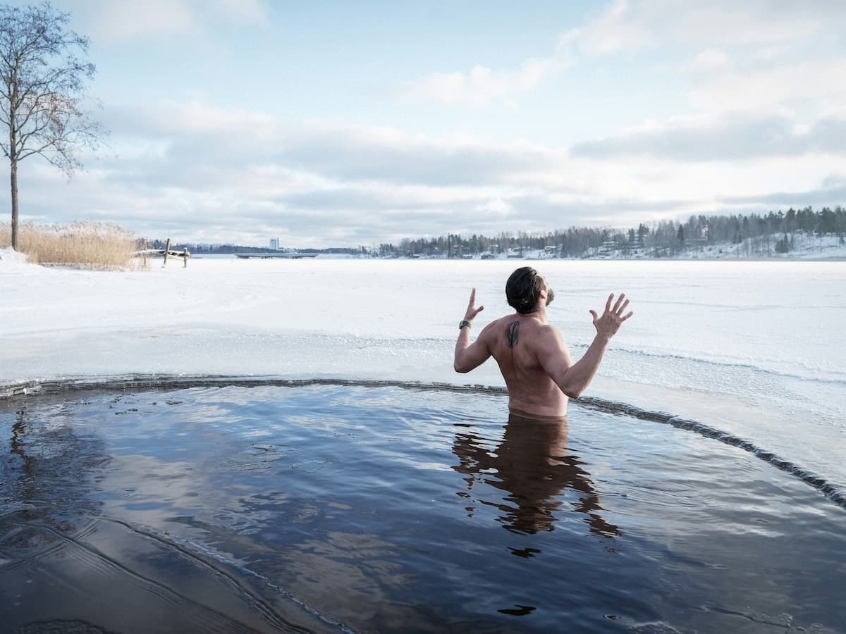Ice bath cold plunge unsplash