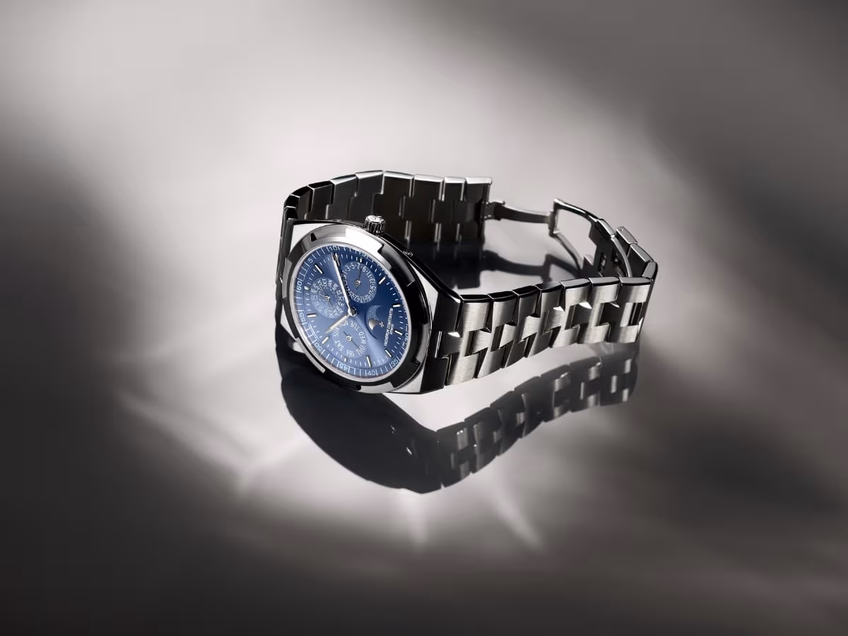 2026 vacheron constantin overseas perpetual calendar ultra thin 9