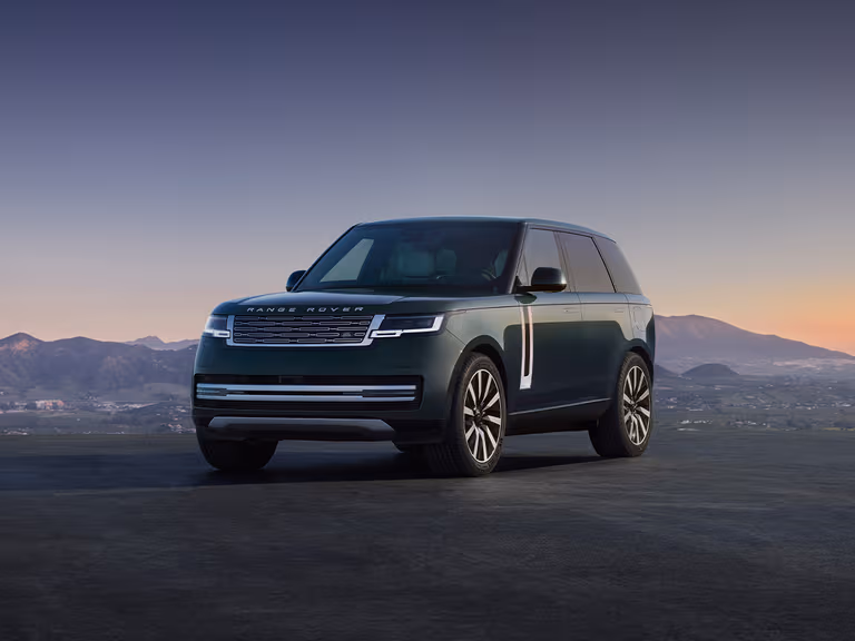 2027 range rover electric 0017 range rover electric front 3 4 02 09 26 1