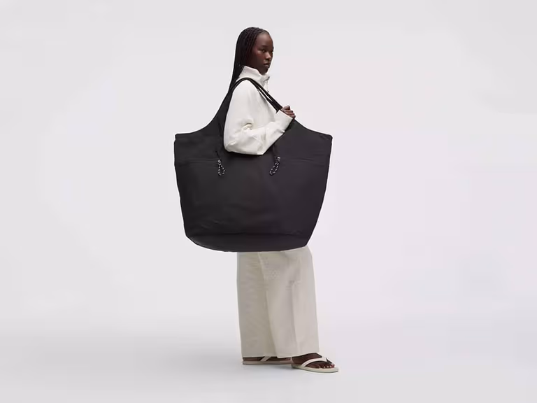 Lululemon's big ass bag feature