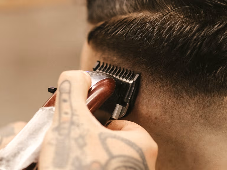 Pexels maksgelatin low maintenance haircut