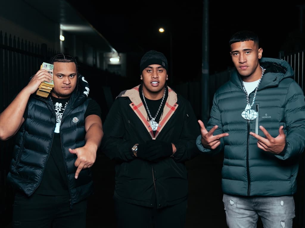 Onfour Australia's Most Controversial Rap Crew 'ONEFOUR' Cop Explosive Netflix ...
