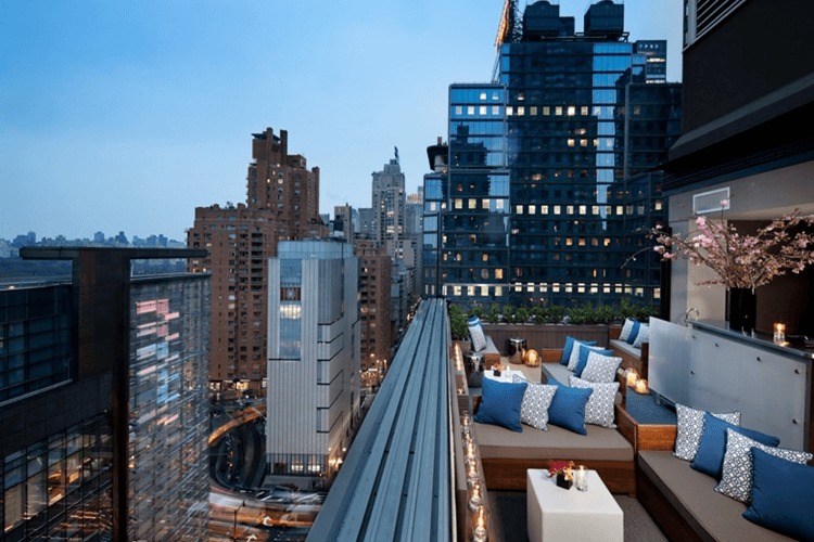 The World S Best Rooftop Bars Man Of Many