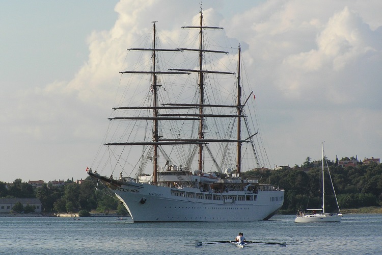 sea cloud wooden boat