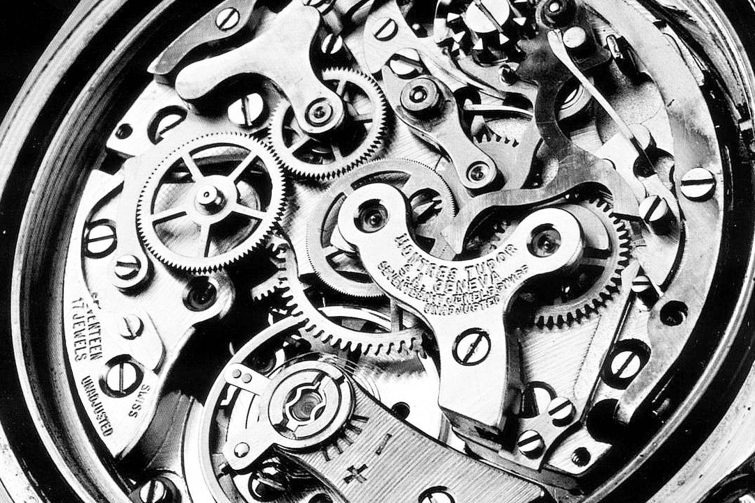 Mechanical Watch: What Are They And How Do They Work? | peacecommission ...