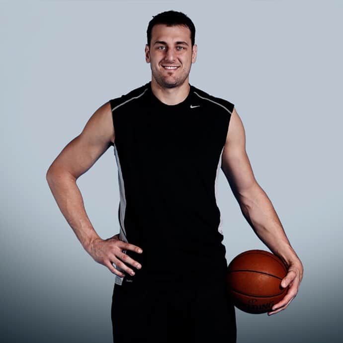 andrew bogut men smiling