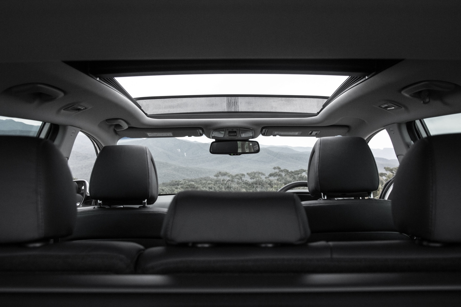 interior of hyundai tucson suv 