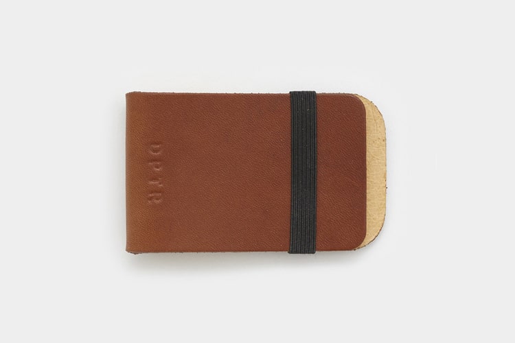 dptr clamshell wallet