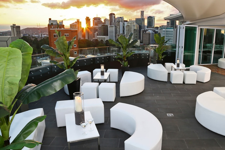 11 Best Rooftop Bars in Brisbane | Man of Many