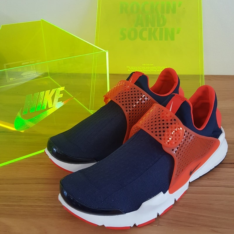 Slip On Strap In - The Nike Sock Dart 