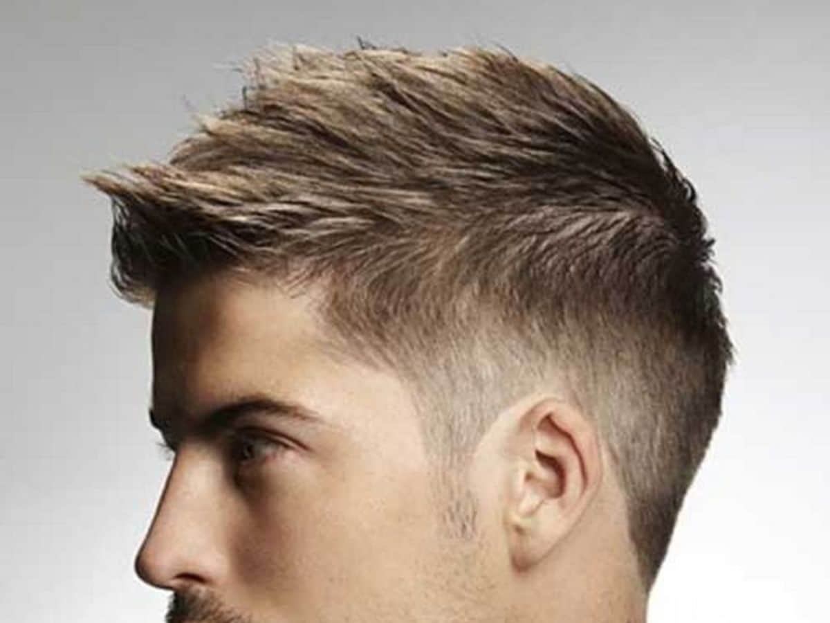 What type of haircut is best for a long face and a big nose? - Quora
