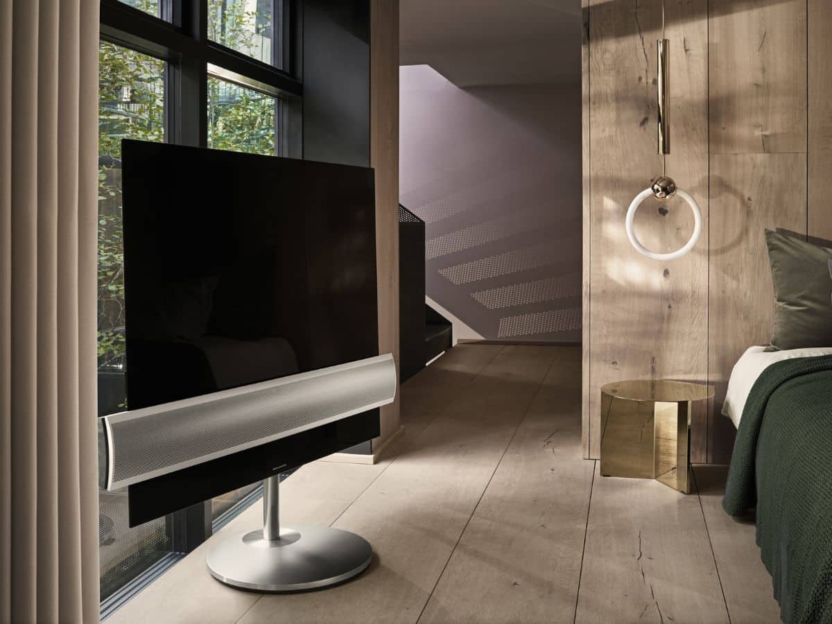 bang and olufsen loudspeakers angle side