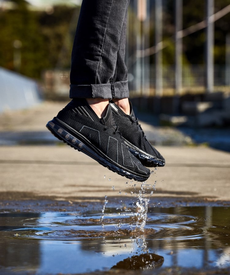 nike air max flair white on feet