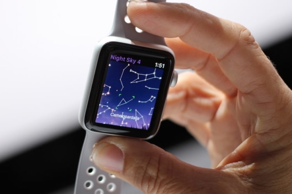 apple watch on sky mobile