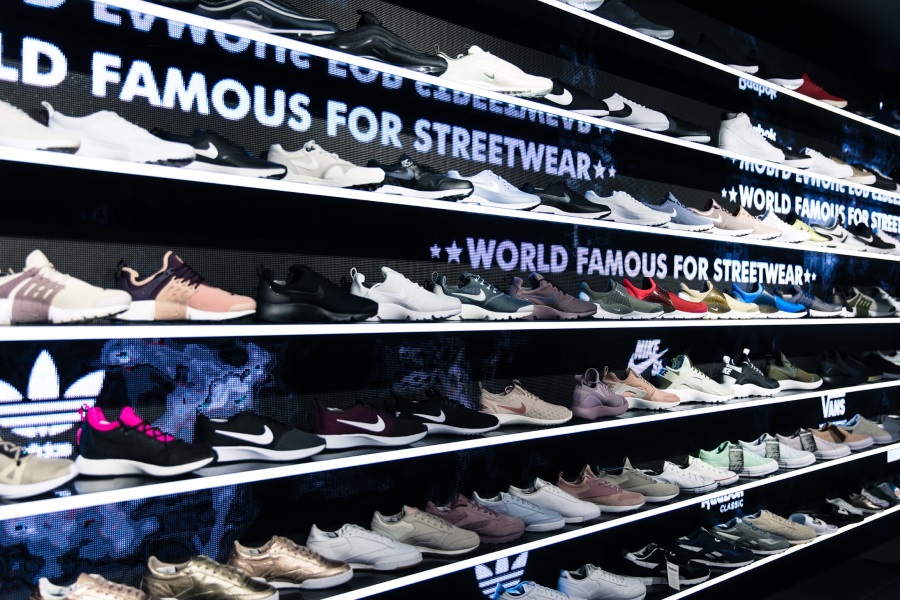 best sneaker shop