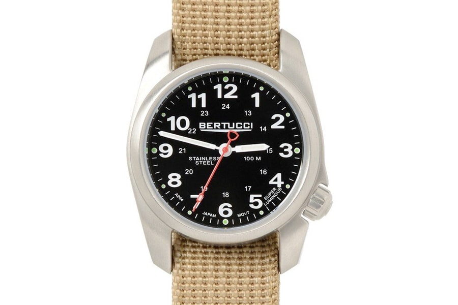 seiko quartz military watch