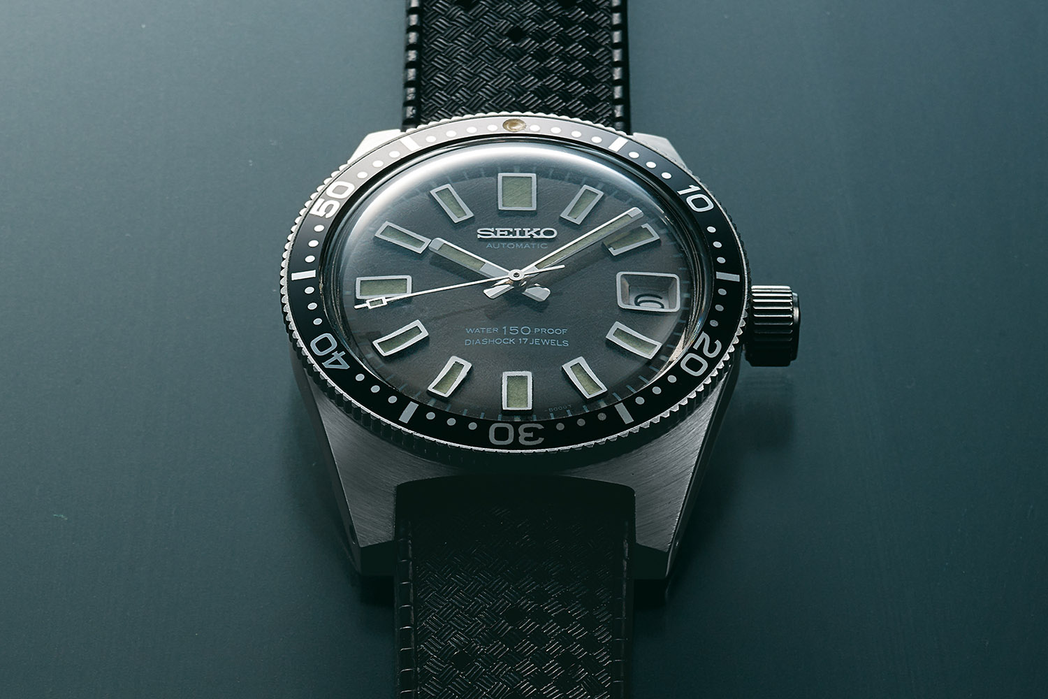 seiko watch flat