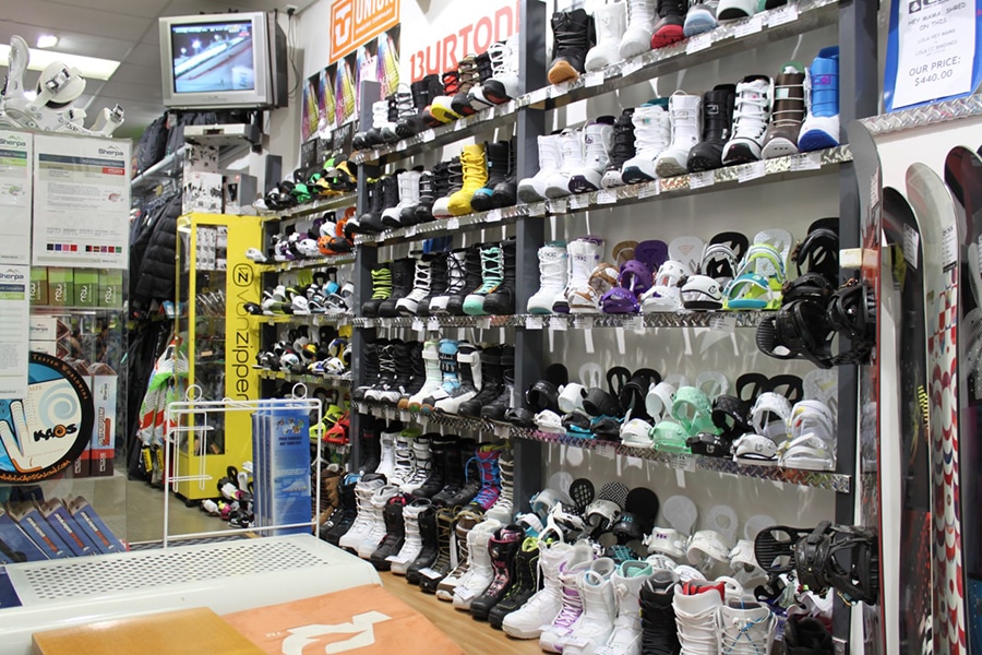 11 Best Ski and Snowboard Shops in Sydney Man of Many