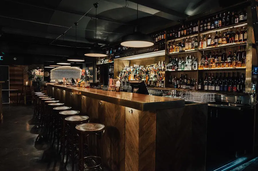 25 Coolest Bars In Melbourne Man Of Many