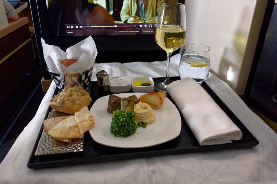 etihad a380 business class dining & meal