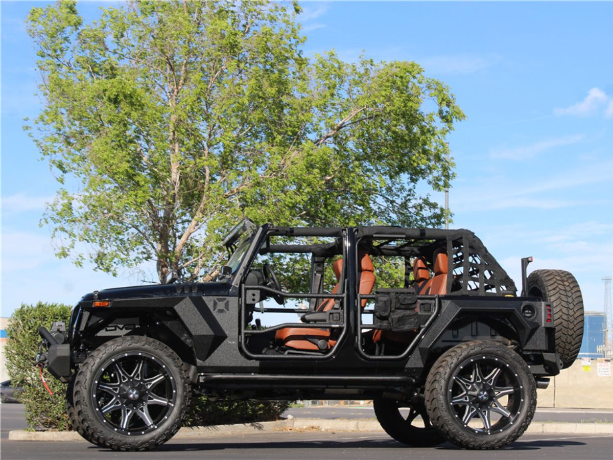 The 2018 Jeep Wrangler Unlimited Custom Doesn't Just Look Intimidating |  Man of Many