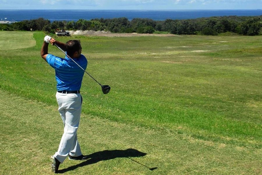 golf driving range near me that are still open