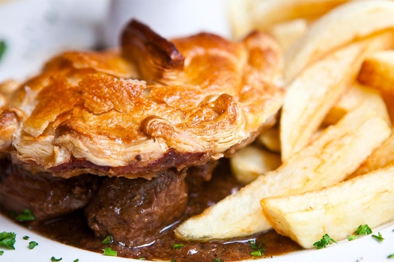 16 Best Meat Pies in Sydney Man of Many