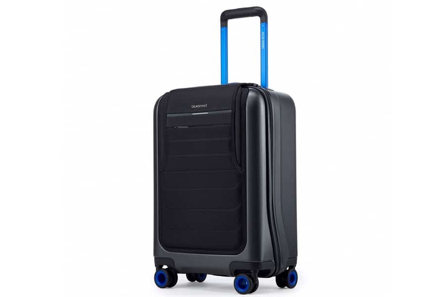 carry on luggage with built in charger