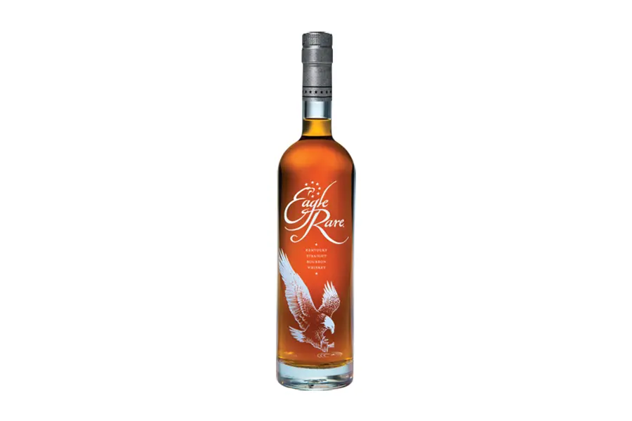 eagle rare 10 year best bourbon whiskey bottle