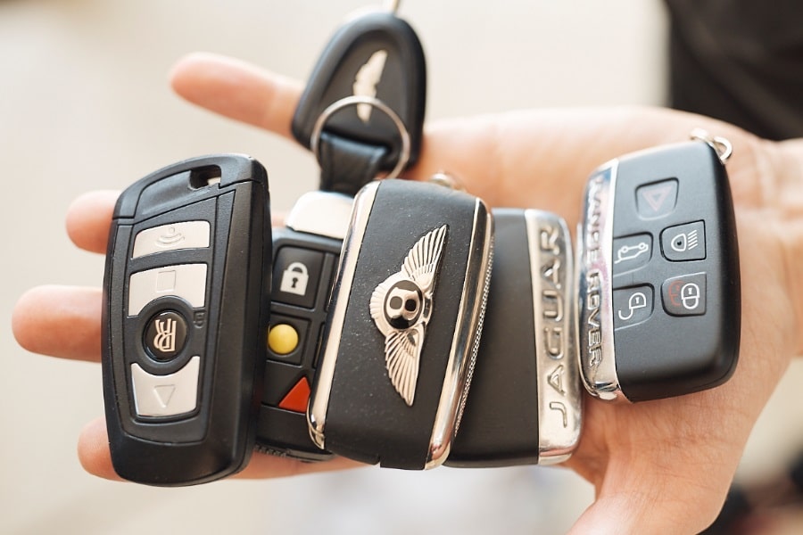 luxury car keys