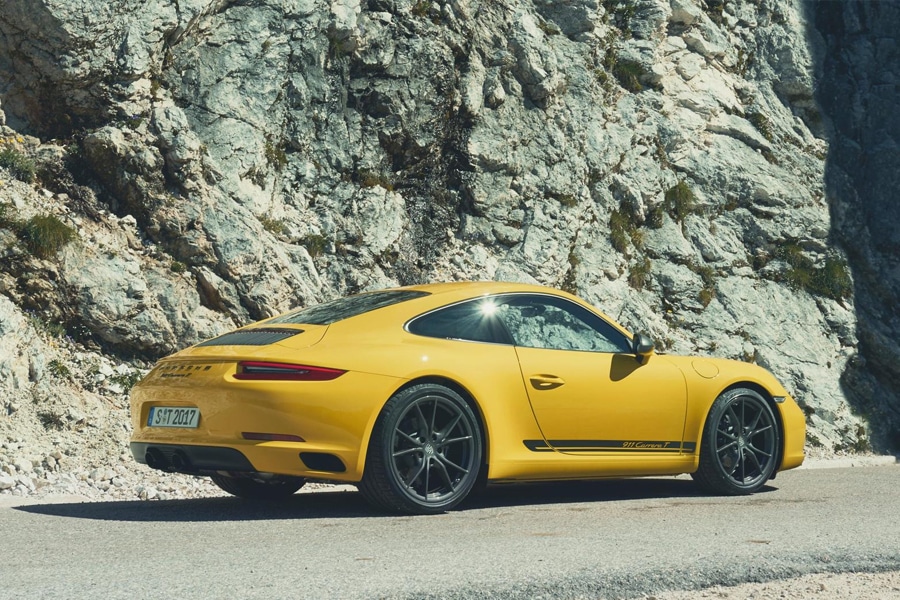 porsche 911 carrera t side view