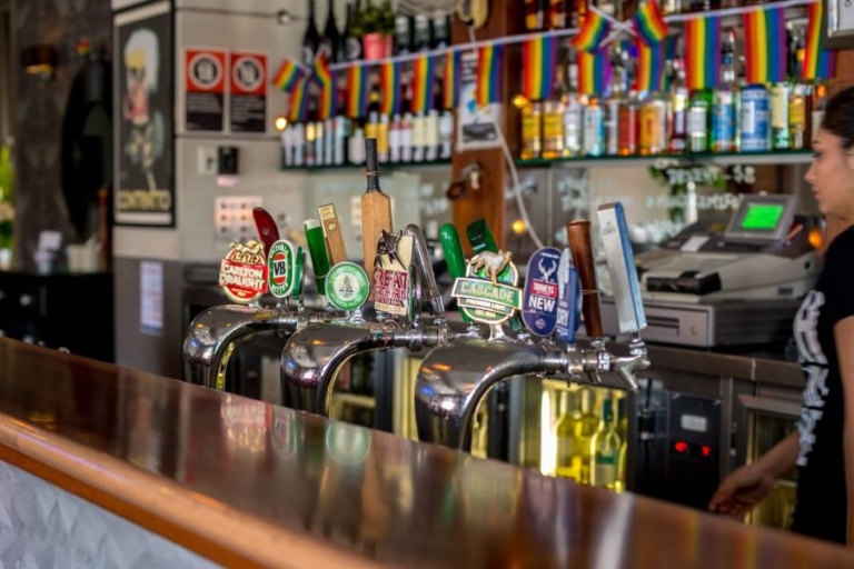 21 Best Pubs in Brisbane You Need to Visit Man of Many