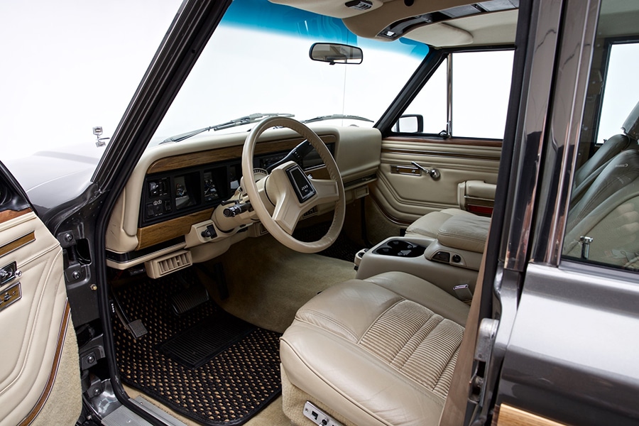 Ls3 Powered 1989 Jeep Grand Wagoneer Isn T Just For Mums