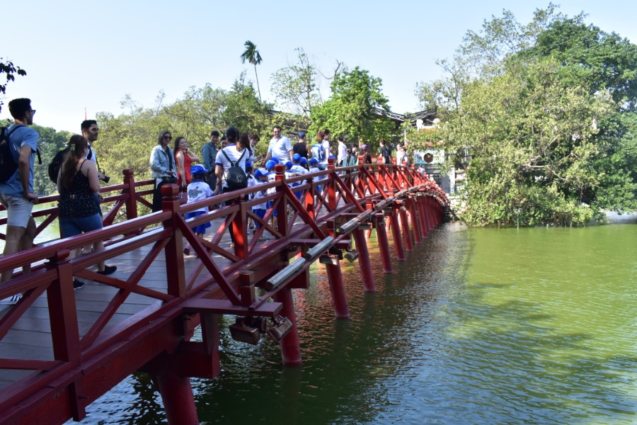 hanoi bridge