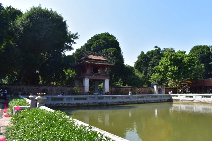 temple in hanoi