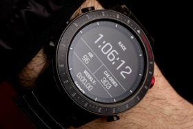 Garmin GPS Marq GPS Smartwatch in black