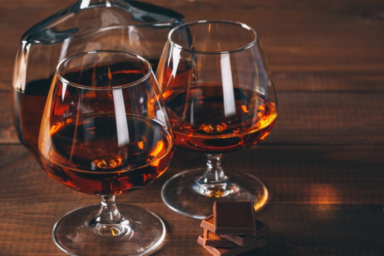 What is the Difference Between Brandy and Cognac? Man of Many
