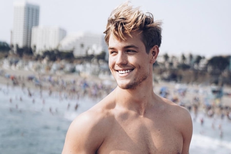 20 Best Men's Fashion YouTubers Man of Many