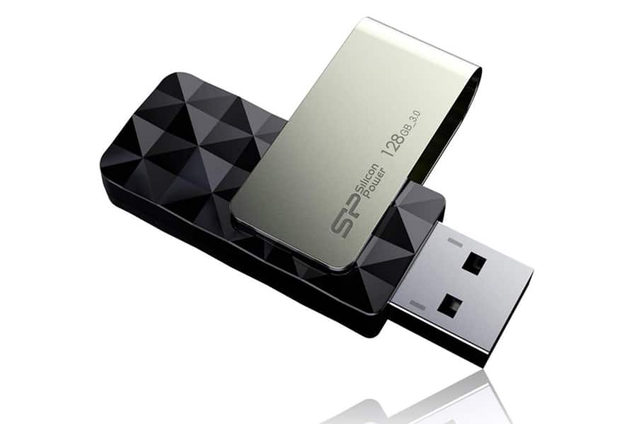 Silicon Power 128GB Blaze B30 USB 3.0 Swivel Flash Drive