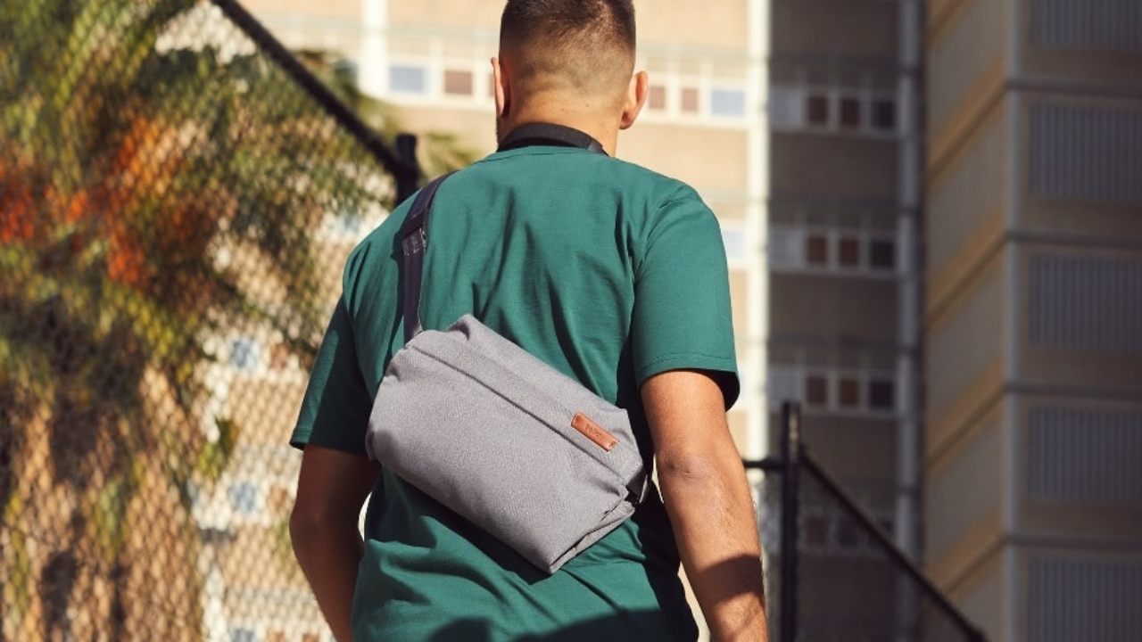 bellroy sling bag