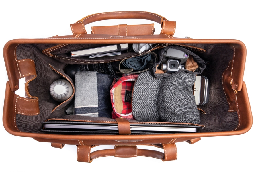 Pad & Quill Debuts the Gladstone Duffle Bag and Briefcase