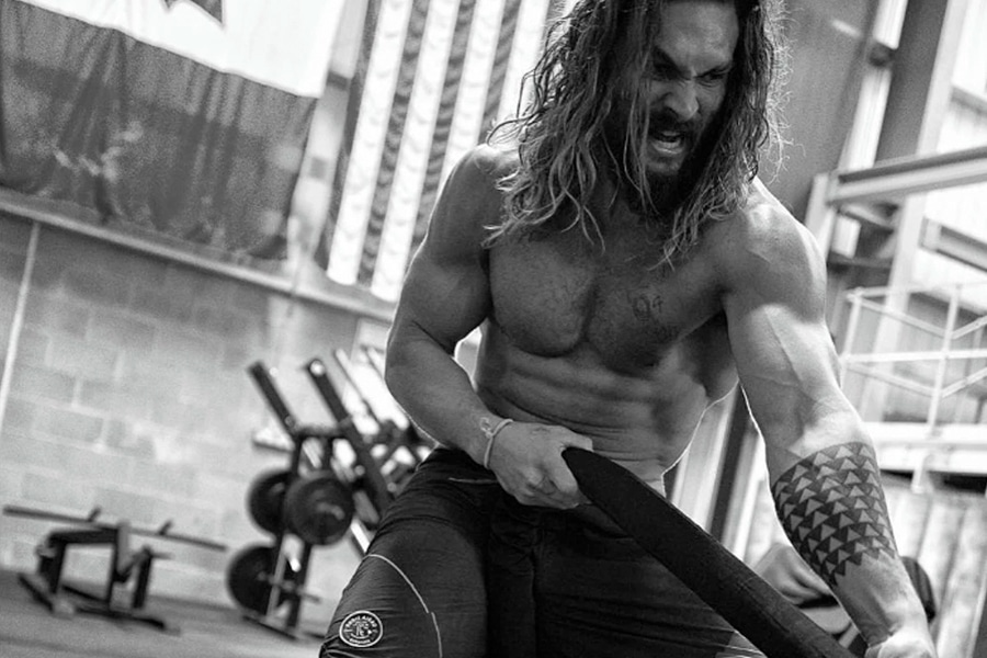 Jason Momoa displays chiseled physique after filming 'Aquaman' sequel in  Hawaii