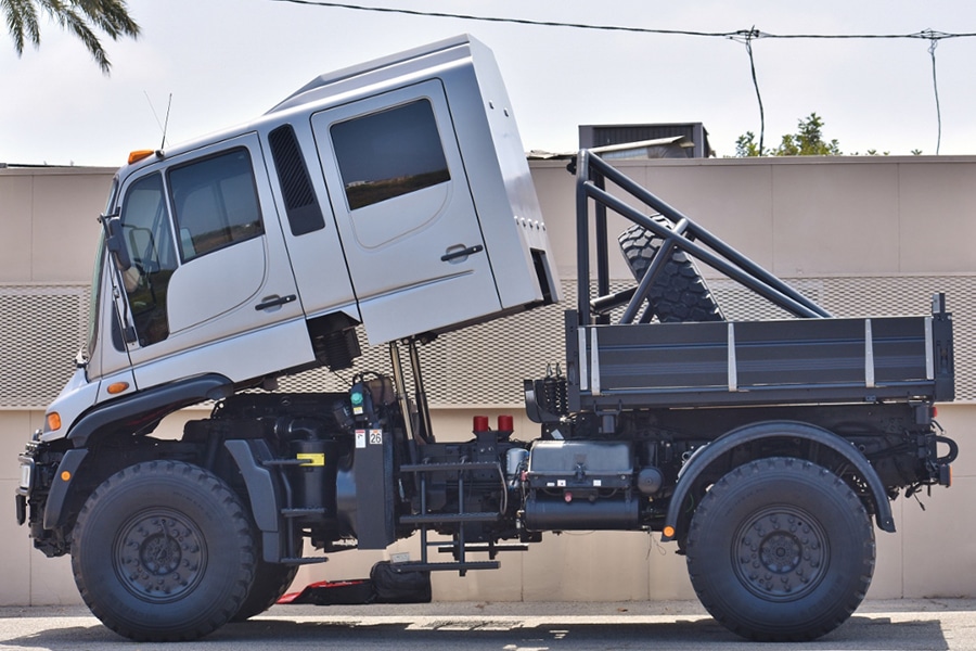 Check Out This One-Off Mercedes Unimog