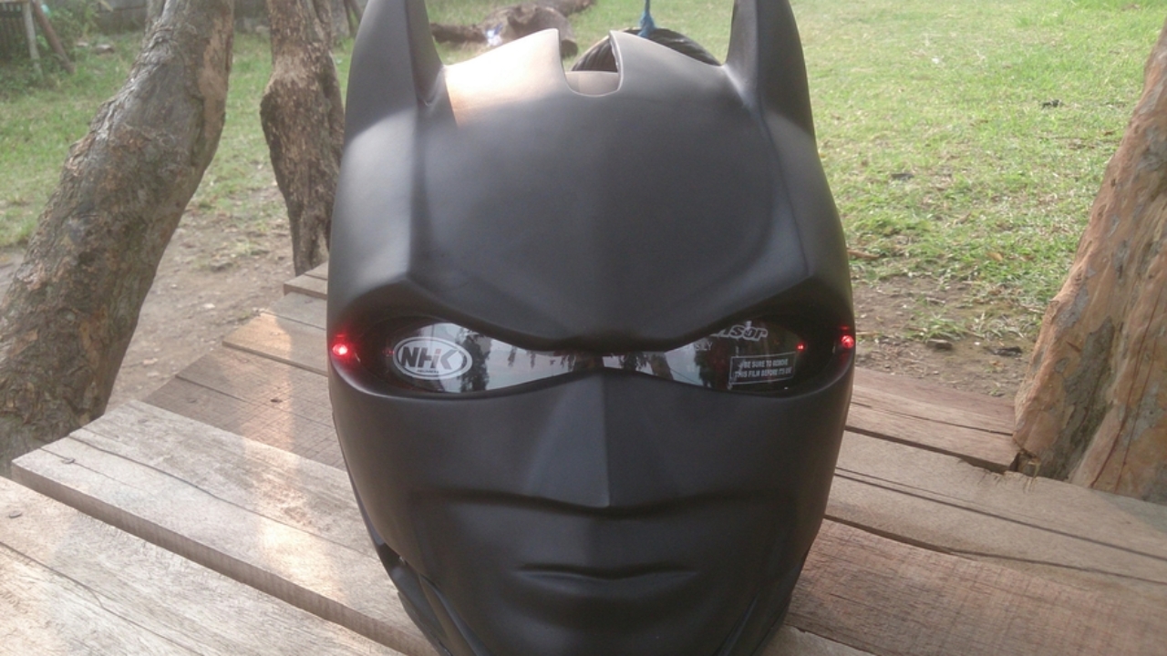 batman bike helmet