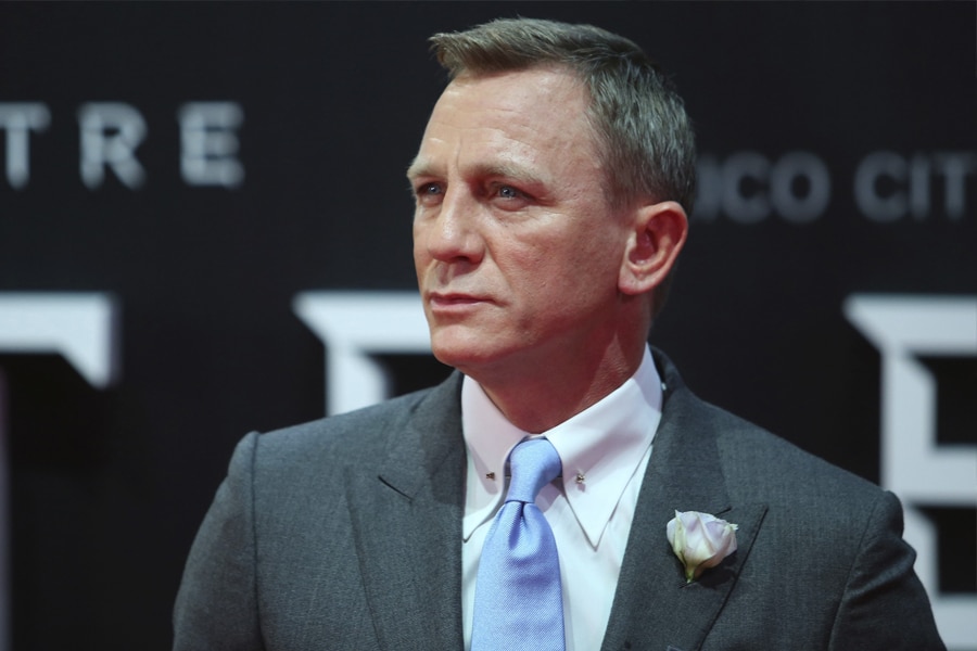 Daniel Craig's James Bond 007 Workout Plan and Diet | Man of Many