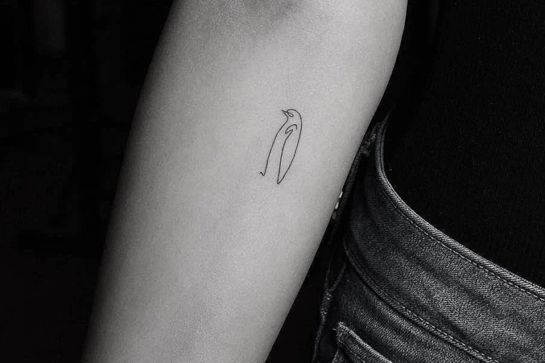 50 Minimalist Tattoo Ideas That Prove Less Is More Man Of Many