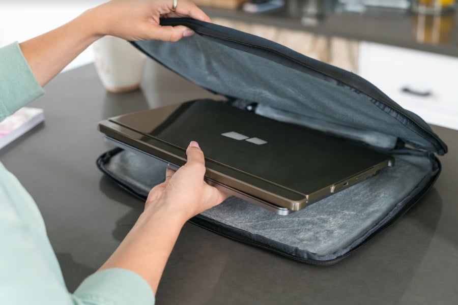 portable monitor laptop case