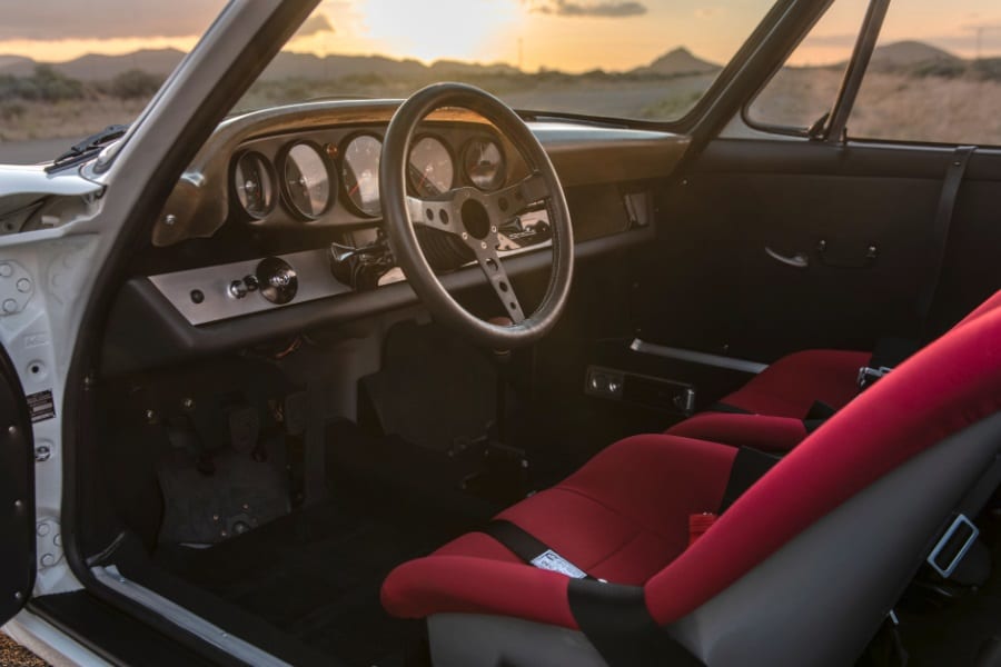 custom porsche 911 cabin