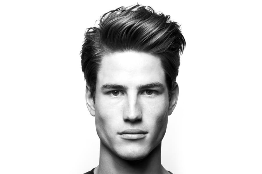 55 Cool Shoulder Length Hairstyles for Men  The Elegance in Medium