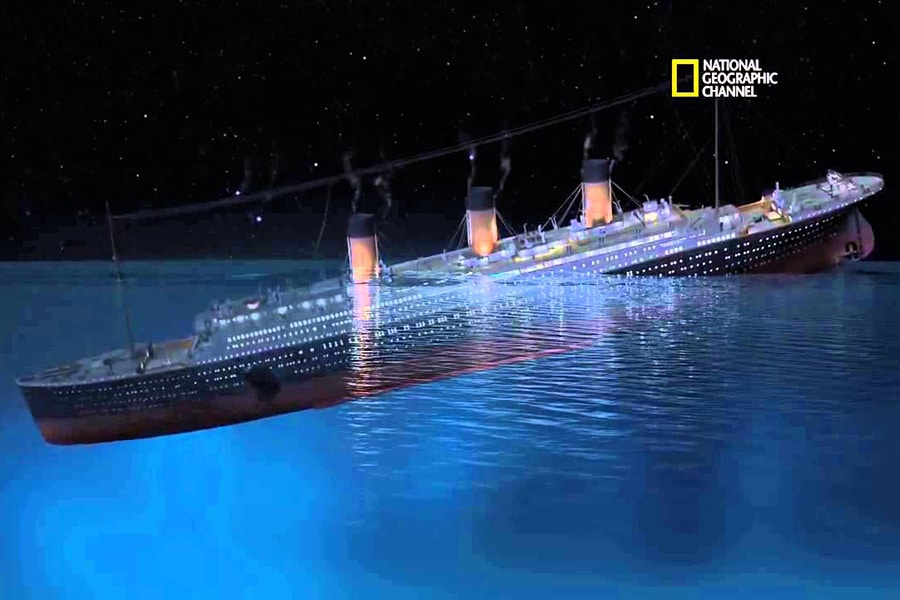 Watch the Titanic Sink with CGI | Man of Many
